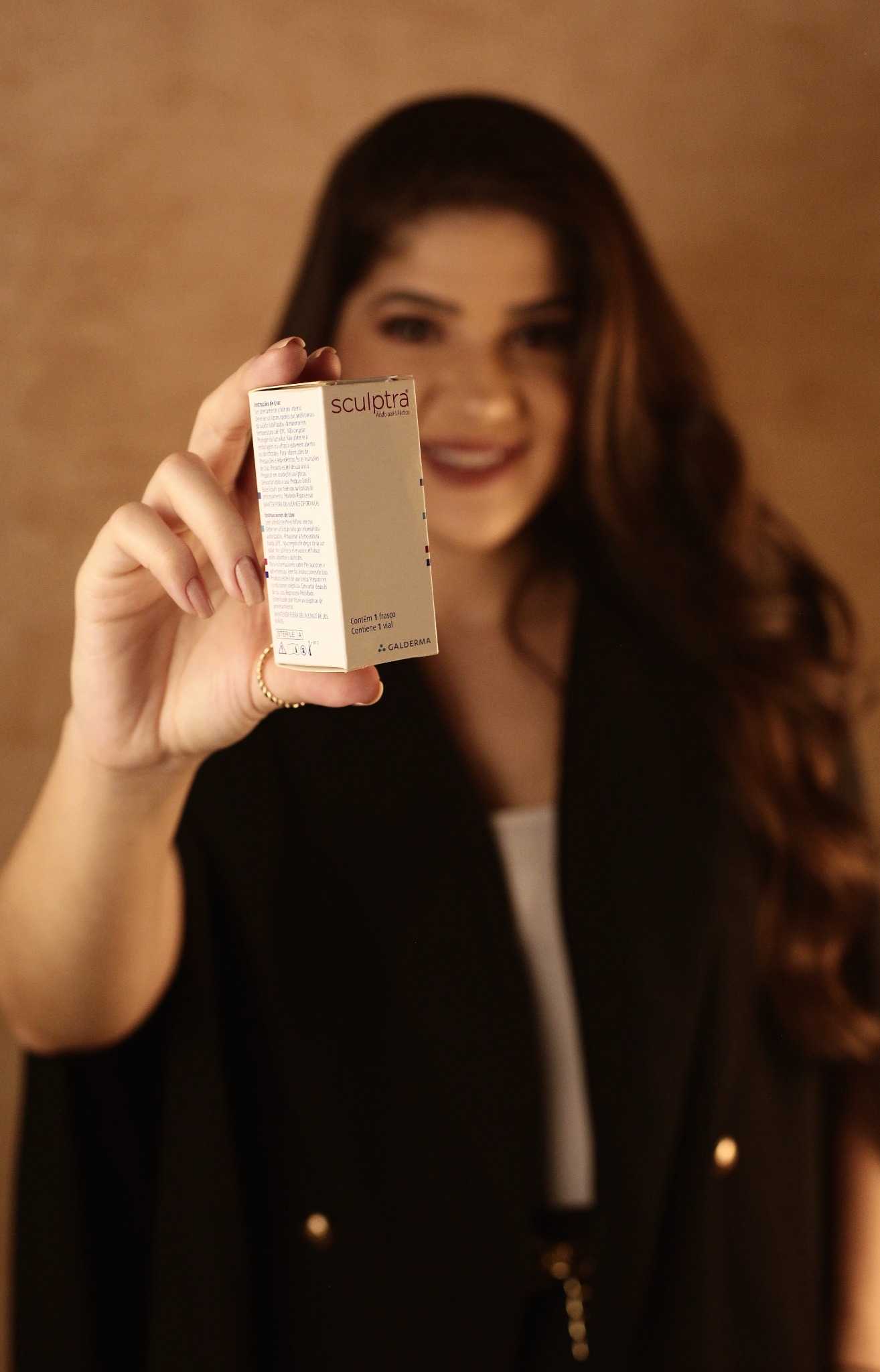 Sculptra: bioestimulador de colágeno para firmeza facial e rejuvenescimento natural.
